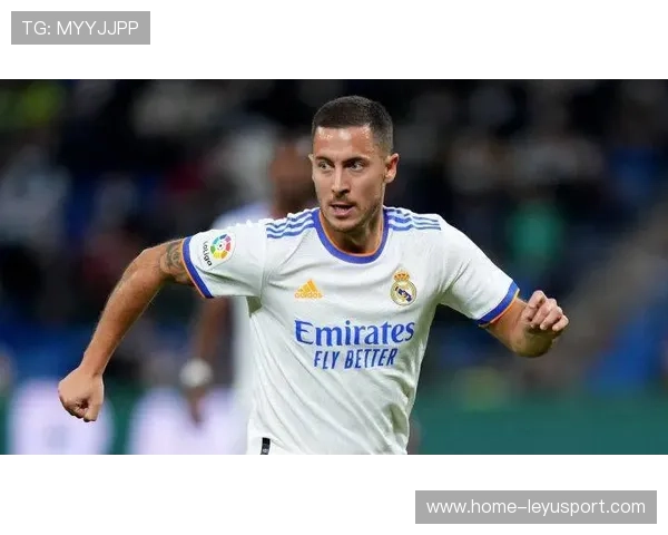 阿诺德离队后皇马阵型调整，右路打法或改变，皇马阿扎尔图片