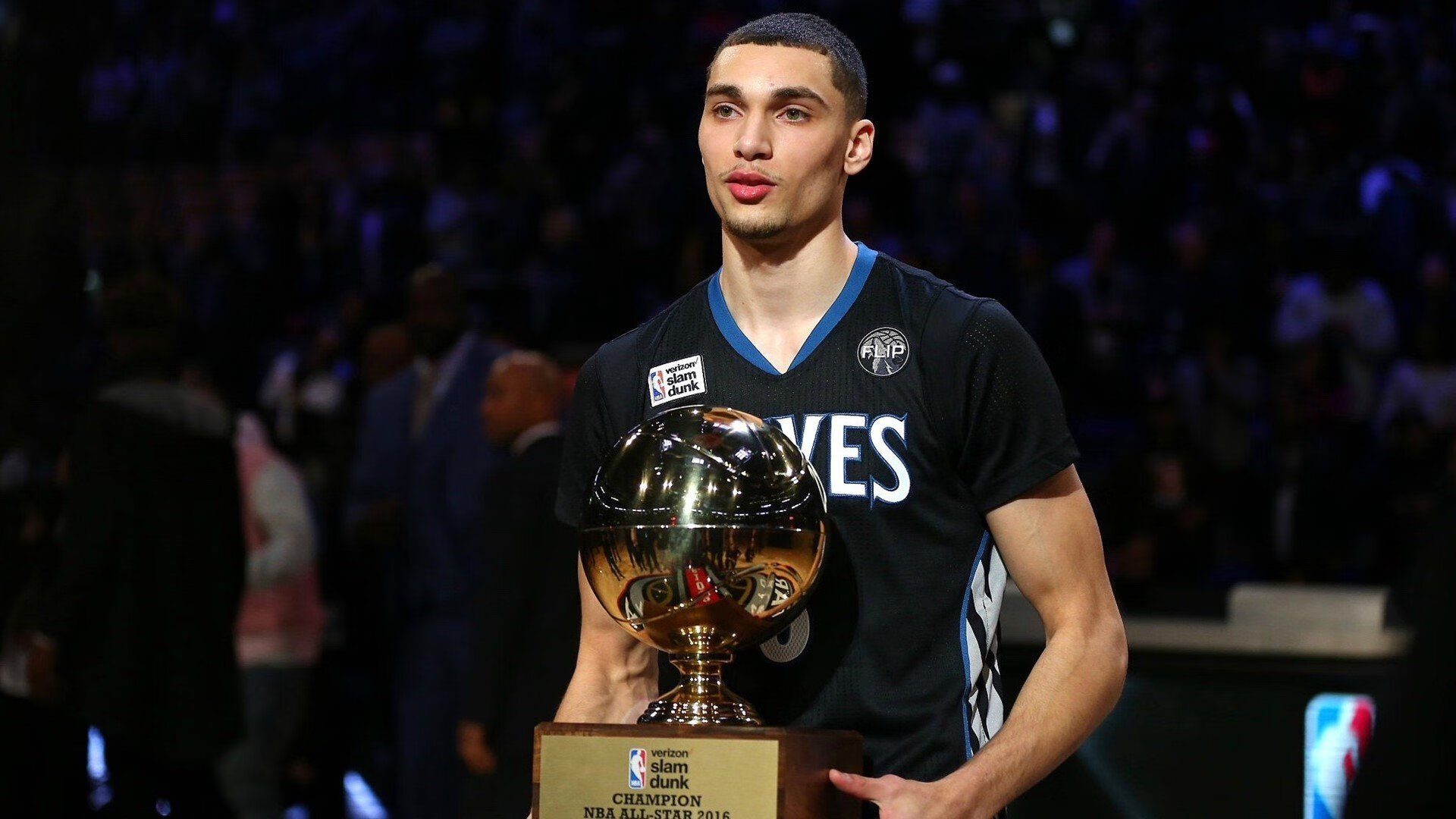 勇士不敌步行者 库里外线果断出手,勇士与库里